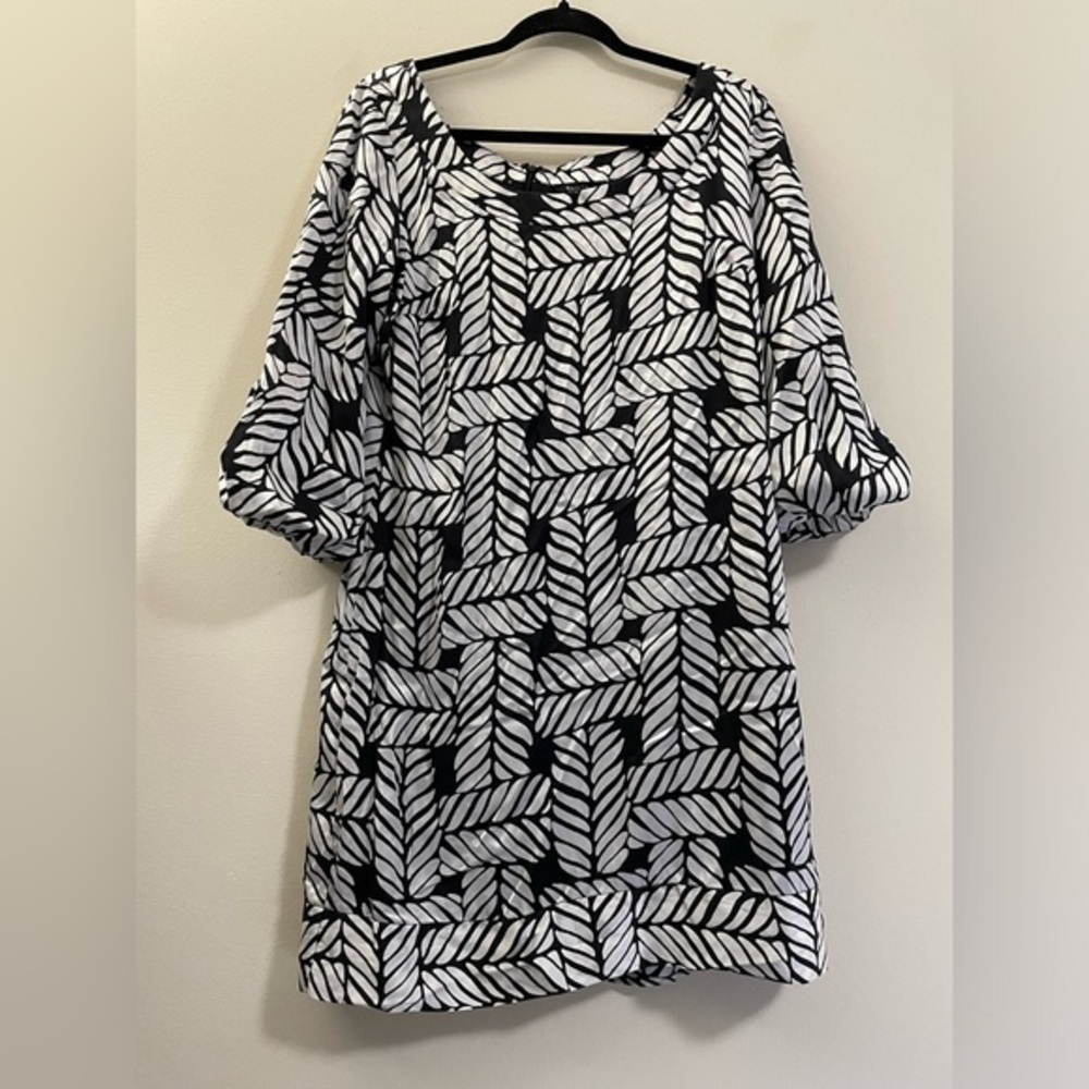 White House Black Market Satiny Long Sleeve‎ Mini Dress - M